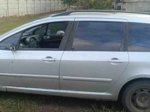 Сірий Пежо 307, об'ємом двигуна 1.6 л та пробігом 310 тис. км за 549 $, фото 2 на Automoto.ua