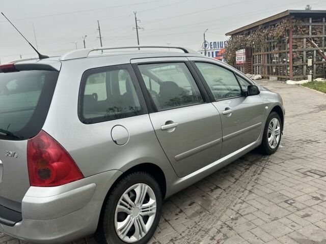 Серый Пежо 307, объемом двигателя 2 л и пробегом 179 тыс. км за 4200 $, фото 3 на Automoto.ua