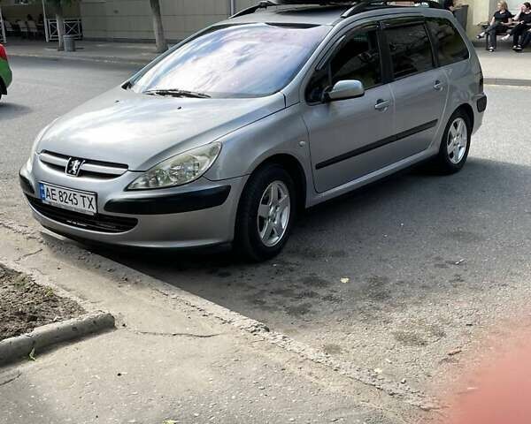 Серый Пежо 307, объемом двигателя 1.59 л и пробегом 192 тыс. км за 4500 $, фото 11 на Automoto.ua