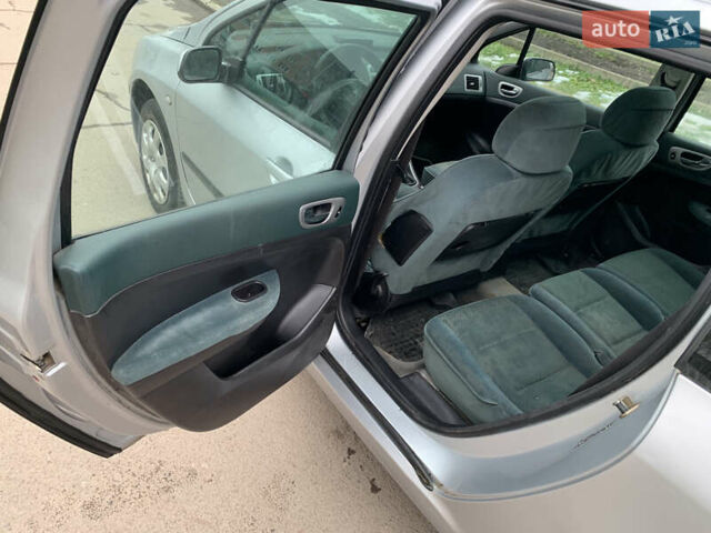 Сірий Пежо 307, об'ємом двигуна 1.59 л та пробігом 300 тис. км за 2000 $, фото 24 на Automoto.ua