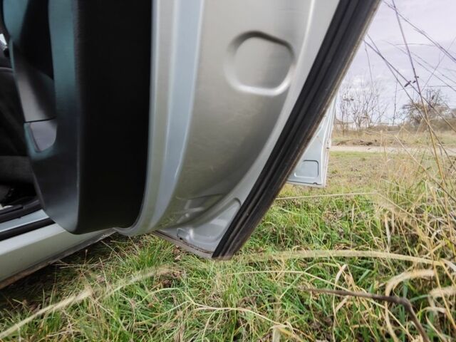 Сірий Пежо 307, об'ємом двигуна 0 л та пробігом 390 тис. км за 2199 $, фото 8 на Automoto.ua