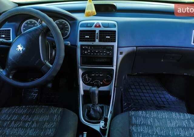 Сірий Пежо 307, об'ємом двигуна 1.6 л та пробігом 360 тис. км за 2998 $, фото 17 на Automoto.ua