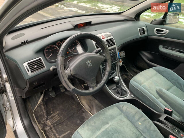 Сірий Пежо 307, об'ємом двигуна 1.59 л та пробігом 300 тис. км за 2000 $, фото 20 на Automoto.ua