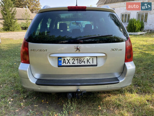 Серый Пежо 307, объемом двигателя 1.6 л и пробегом 247 тыс. км за 4199 $, фото 4 на Automoto.ua