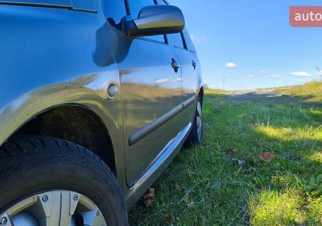 Сірий Пежо 307, об'ємом двигуна 1.6 л та пробігом 360 тис. км за 2998 $, фото 13 на Automoto.ua