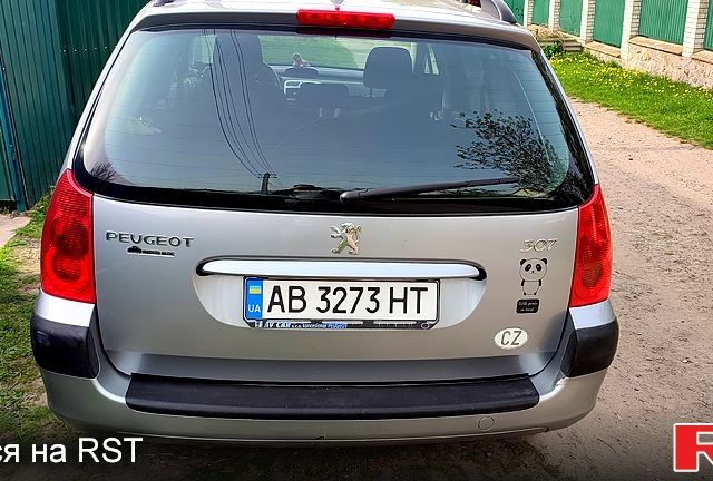 Сірий Пежо 307, об'ємом двигуна 1.6 л та пробігом 265 тис. км за 4500 $, фото 2 на Automoto.ua