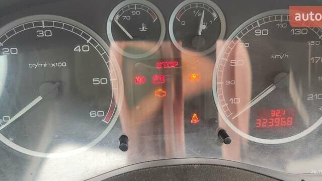 Сірий Пежо 307, об'ємом двигуна 2.01 л та пробігом 324 тис. км за 3000 $, фото 2 на Automoto.ua