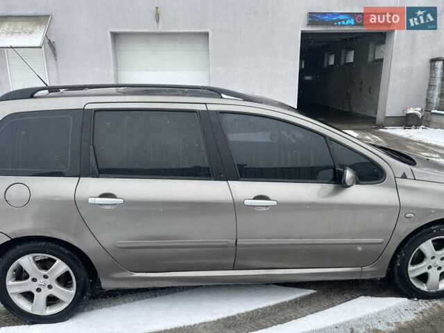 Сірий Пежо 307, об'ємом двигуна 2 л та пробігом 360 тис. км за 3600 $, фото 5 на Automoto.ua