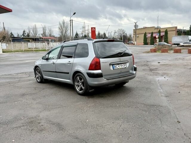 Серый Пежо 307, объемом двигателя 2 л и пробегом 400 тыс. км за 3500 $, фото 2 на Automoto.ua
