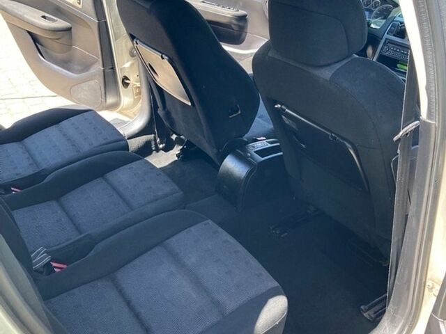 Серый Пежо 307, объемом двигателя 2 л и пробегом 459 тыс. км за 3500 $, фото 8 на Automoto.ua