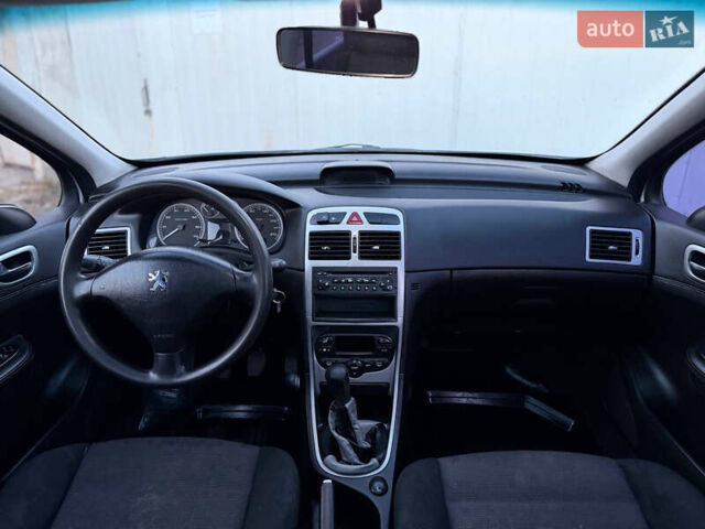 Серый Пежо 307, объемом двигателя 2 л и пробегом 208 тыс. км за 3250 $, фото 22 на Automoto.ua
