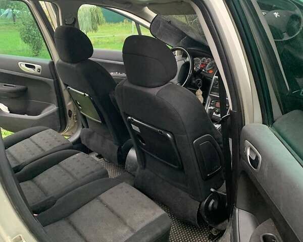 Сірий Пежо 307, об'ємом двигуна 1.6 л та пробігом 296 тис. км за 2600 $, фото 19 на Automoto.ua