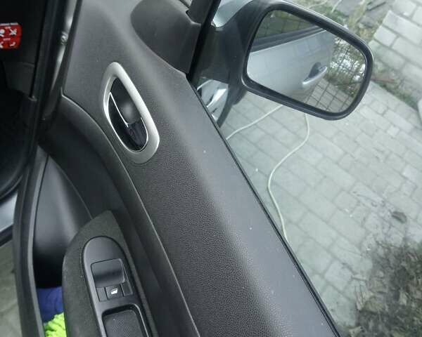 Серый Пежо 307, объемом двигателя 1.56 л и пробегом 265 тыс. км за 4200 $, фото 6 на Automoto.ua
