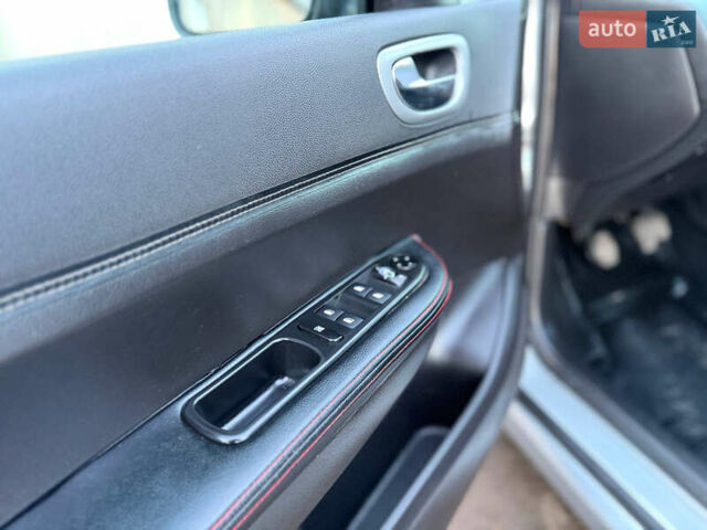 Серый Пежо 307, объемом двигателя 2 л и пробегом 208 тыс. км за 3250 $, фото 30 на Automoto.ua