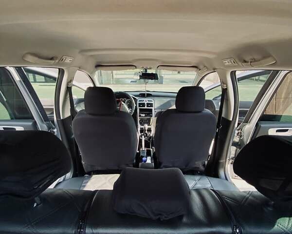 Сірий Пежо 307, об'ємом двигуна 1.36 л та пробігом 235 тис. км за 3800 $, фото 22 на Automoto.ua