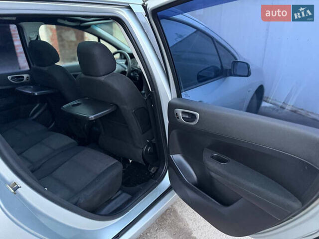 Серый Пежо 307, объемом двигателя 2 л и пробегом 208 тыс. км за 3250 $, фото 35 на Automoto.ua