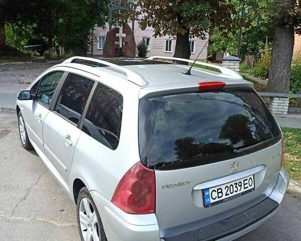 Серый Пежо 307, объемом двигателя 2 л и пробегом 520 тыс. км за 4600 $, фото 1 на Automoto.ua