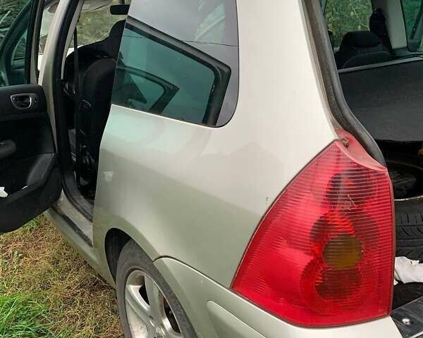 Сірий Пежо 307, об'ємом двигуна 1.6 л та пробігом 296 тис. км за 2600 $, фото 5 на Automoto.ua