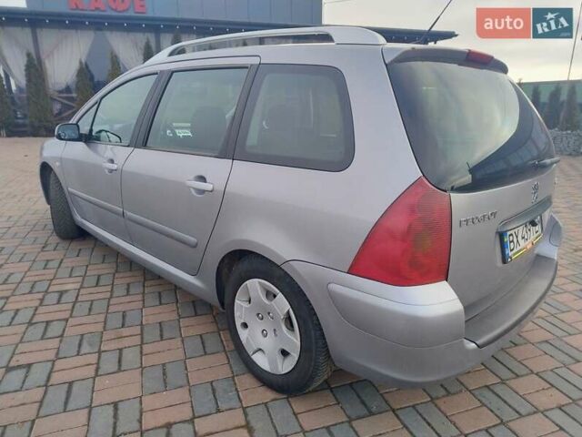 Сірий Пежо 307, об'ємом двигуна 1.6 л та пробігом 345 тис. км за 3800 $, фото 4 на Automoto.ua