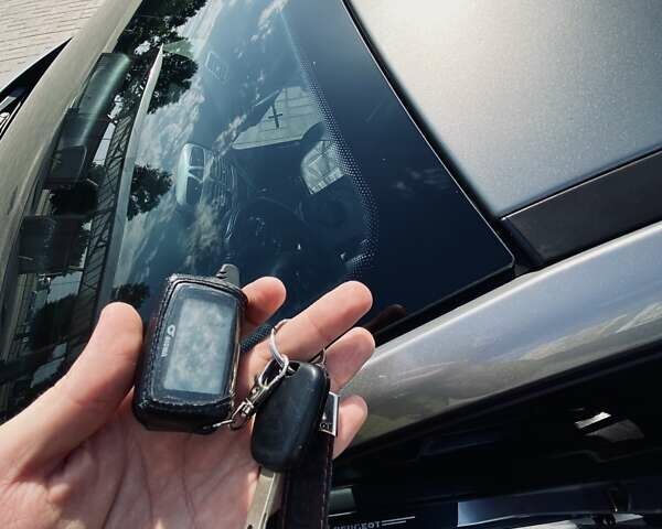 Серый Пежо 307, объемом двигателя 1.36 л и пробегом 235 тыс. км за 4000 $, фото 16 на Automoto.ua