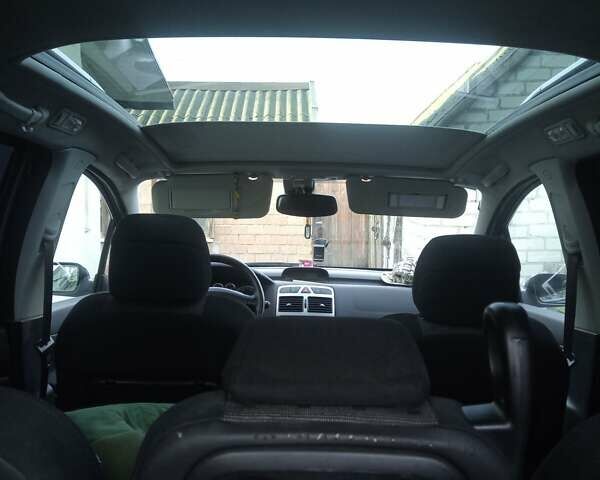 Серый Пежо 307, объемом двигателя 1.56 л и пробегом 265 тыс. км за 4200 $, фото 3 на Automoto.ua