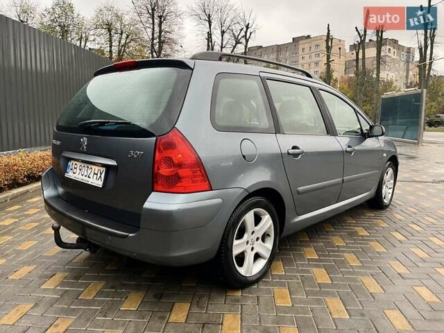 Серый Пежо 307, объемом двигателя 1.36 л и пробегом 320 тыс. км за 4100 $, фото 10 на Automoto.ua