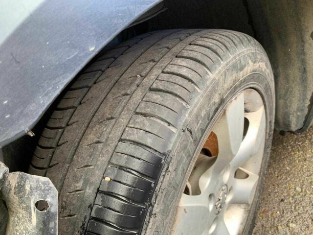 Серый Пежо 307, объемом двигателя 1.6 л и пробегом 250 тыс. км за 1100 $, фото 9 на Automoto.ua