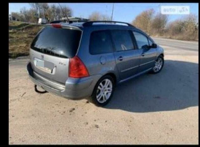 Сірий Пежо 307, об'ємом двигуна 1.6 л та пробігом 331 тис. км за 3400 $, фото 2 на Automoto.ua