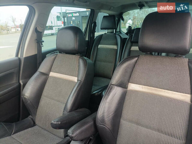 Сірий Пежо 307, об'ємом двигуна 1.56 л та пробігом 340 тис. км за 4500 $, фото 2 на Automoto.ua