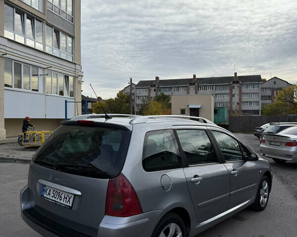 Серый Пежо 307, объемом двигателя 1.59 л и пробегом 227 тыс. км за 3650 $, фото 5 на Automoto.ua