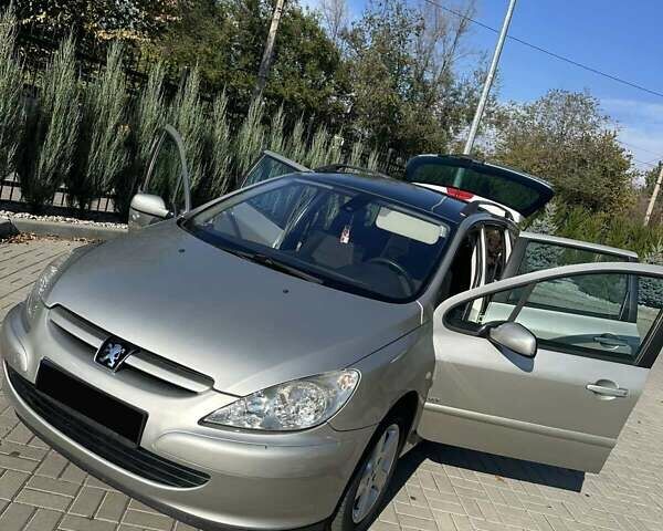 Серый Пежо 307, объемом двигателя 1.6 л и пробегом 161 тыс. км за 4999 $, фото 4 на Automoto.ua