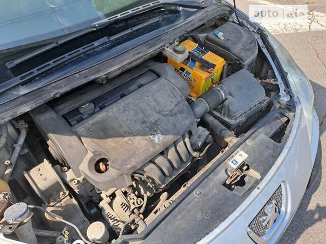 Серый Пежо 307, объемом двигателя 2 л и пробегом 320 тыс. км за 4400 $, фото 19 на Automoto.ua