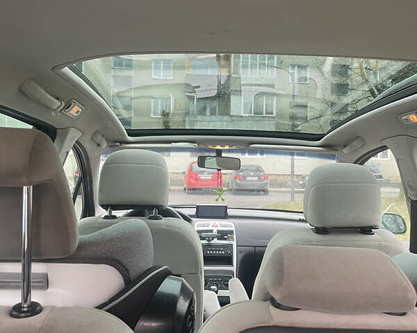 Серый Пежо 307, объемом двигателя 1.6 л и пробегом 230 тыс. км за 4000 $, фото 5 на Automoto.ua