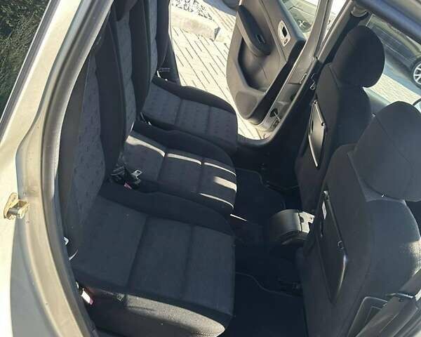 Серый Пежо 307, объемом двигателя 1.6 л и пробегом 161 тыс. км за 4999 $, фото 15 на Automoto.ua