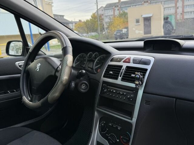 Серый Пежо 307, объемом двигателя 1.6 л и пробегом 227 тыс. км за 3650 $, фото 15 на Automoto.ua