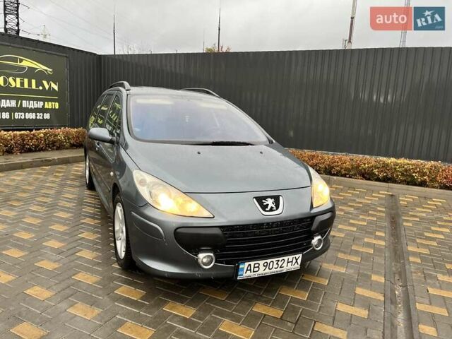 Серый Пежо 307, объемом двигателя 1.36 л и пробегом 320 тыс. км за 4100 $, фото 8 на Automoto.ua