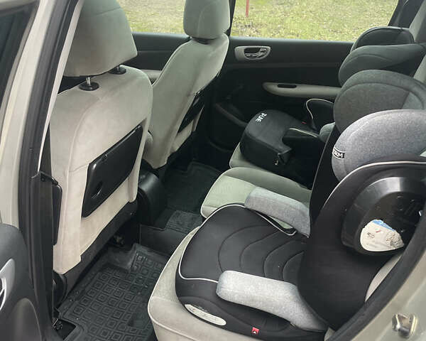 Серый Пежо 307, объемом двигателя 1.6 л и пробегом 230 тыс. км за 4000 $, фото 10 на Automoto.ua