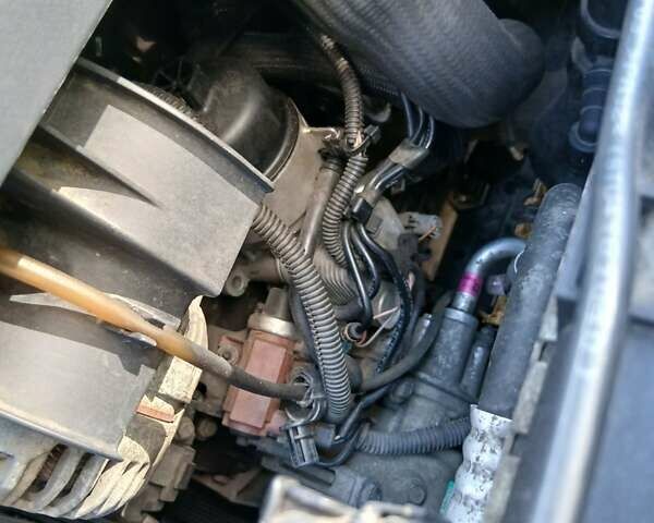 Сірий Пежо 307, об'ємом двигуна 2.01 л та пробігом 229 тис. км за 4900 $, фото 11 на Automoto.ua