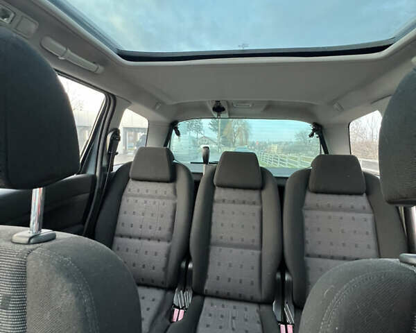 Серый Пежо 307, объемом двигателя 1.6 л и пробегом 242 тыс. км за 4800 $, фото 3 на Automoto.ua