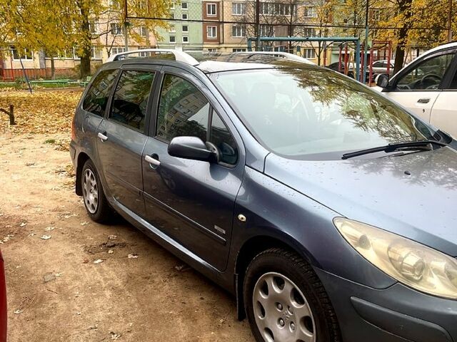 Серый Пежо 307, объемом двигателя 1.6 л и пробегом 370 тыс. км за 4500 $, фото 2 на Automoto.ua