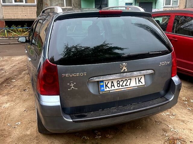 Серый Пежо 307, объемом двигателя 1.6 л и пробегом 370 тыс. км за 4500 $, фото 3 на Automoto.ua