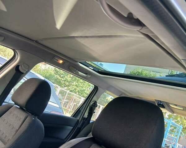 Сірий Пежо 307, об'ємом двигуна 2.01 л та пробігом 229 тис. км за 4900 $, фото 2 на Automoto.ua