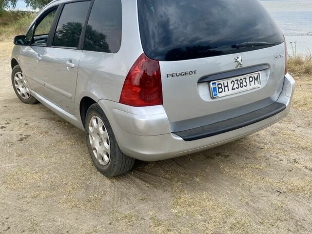Серый Пежо 307, объемом двигателя 1.6 л и пробегом 460 тыс. км за 4100 $, фото 6 на Automoto.ua