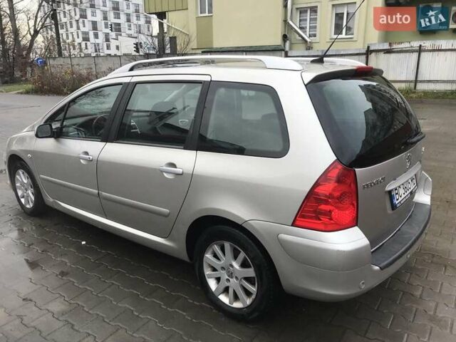 Сірий Пежо 307, об'ємом двигуна 1.59 л та пробігом 221 тис. км за 5500 $, фото 5 на Automoto.ua