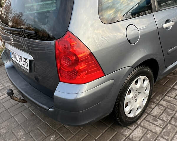 Серый Пежо 307, объемом двигателя 1.6 л и пробегом 242 тыс. км за 4800 $, фото 17 на Automoto.ua