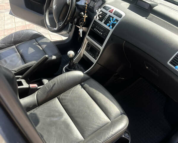 Сірий Пежо 307, об'ємом двигуна 2 л та пробігом 207 тис. км за 4400 $, фото 8 на Automoto.ua