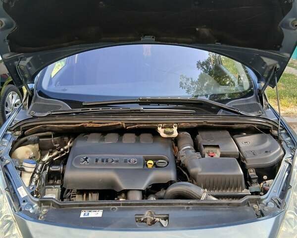 Сірий Пежо 307, об'ємом двигуна 2.01 л та пробігом 229 тис. км за 4900 $, фото 12 на Automoto.ua
