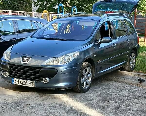 Сірий Пежо 307, об'ємом двигуна 2.01 л та пробігом 229 тис. км за 4900 $, фото 6 на Automoto.ua