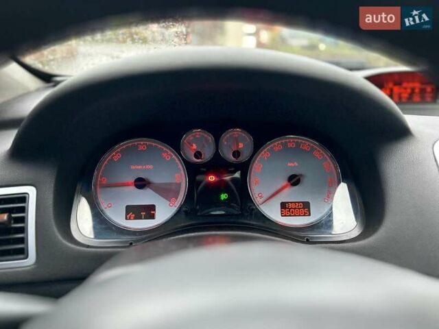 Сірий Пежо 307, об'ємом двигуна 1.6 л та пробігом 360 тис. км за 3700 $, фото 4 на Automoto.ua