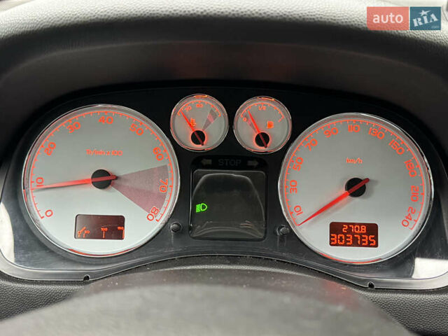 Пежо 307 2006 в Киеве на Automoto.ua Серый Пежо 307, объемом двигателя 2 л и пробегом 303 тыс. км за 4600 $, фото 4 на Automoto.ua